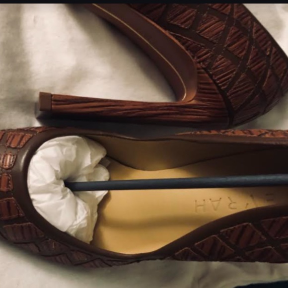 Yevrah Womens Designer Wood Pump - Made in Brazil - Picture 10 of 10